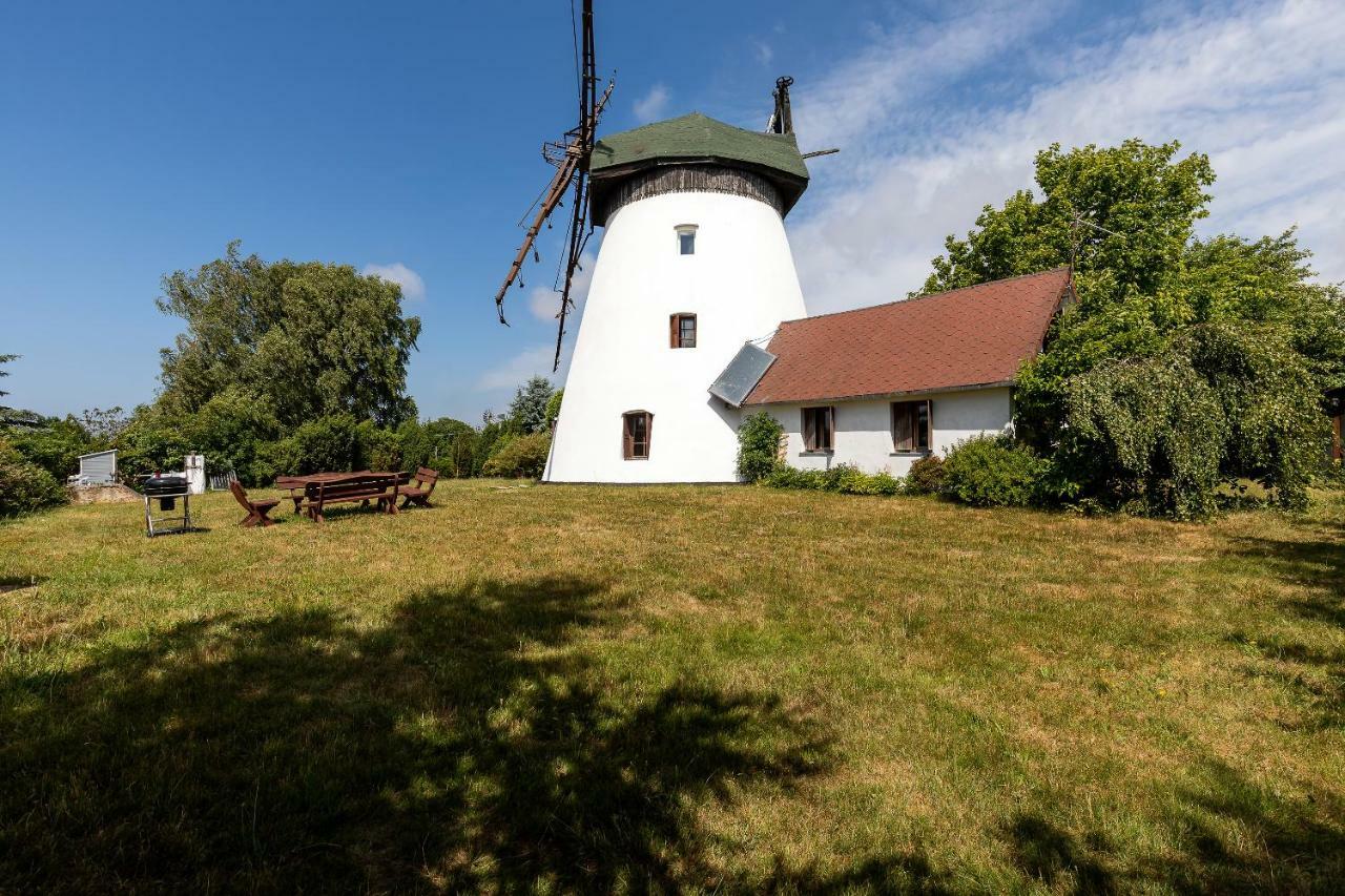 Windmill Vacation Home In Ledzin Near Baltic Sea Niechorze Eksteriør bilde